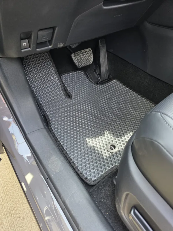 WhatsApp Image 2026-05-08 at 14.34.38 (1) Covorase auto din EVA, Dacia Bigster Hybrid (2025-…)